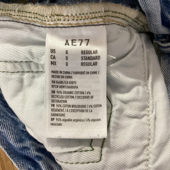 AE77 Premium Slouch Straight Leg Jeans Size 0 Regular - Picture 8 of 9